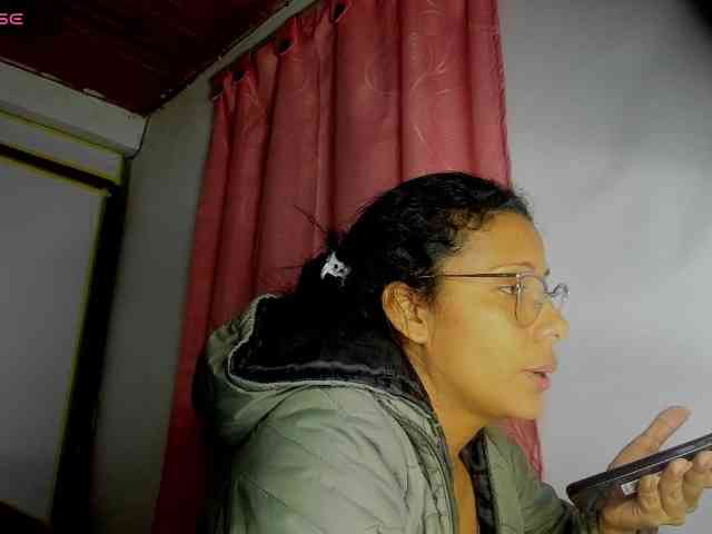 nenita-horny webcam