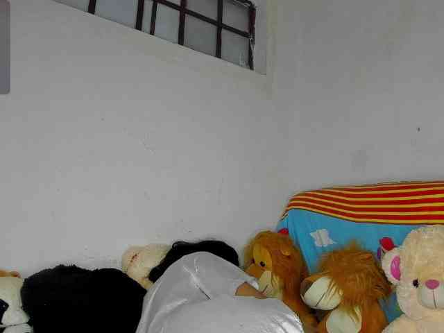 nenita-horny webcam
