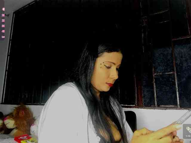 nenita-horny webcam