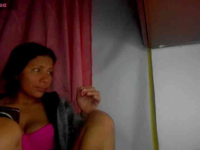 nentia-horny Live Webcam on BongaCams