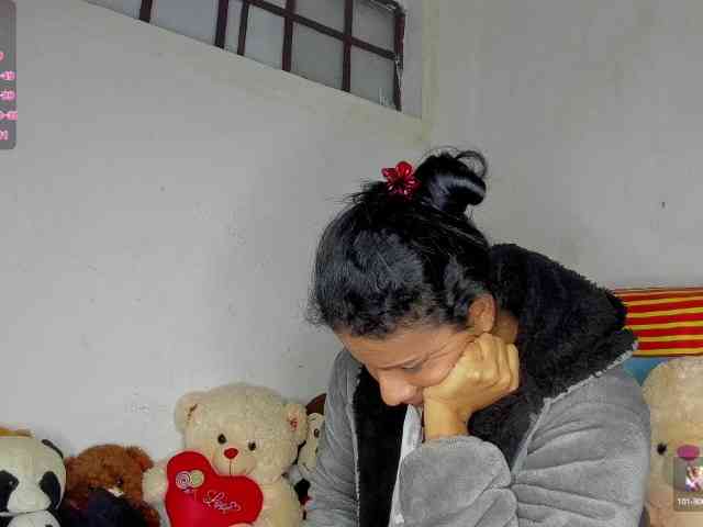 nenita-horny webcam