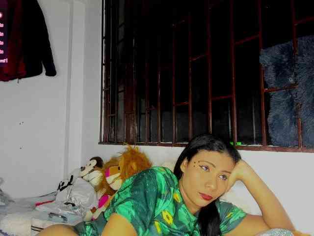 nenita-horny webcam