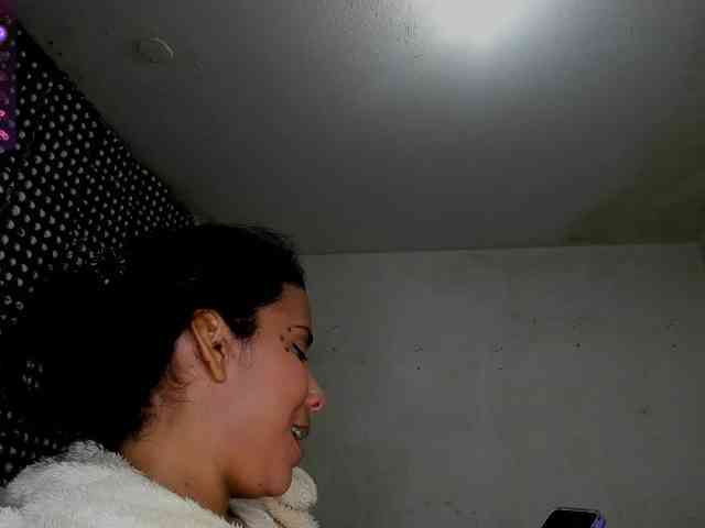 nenita-horny webcam