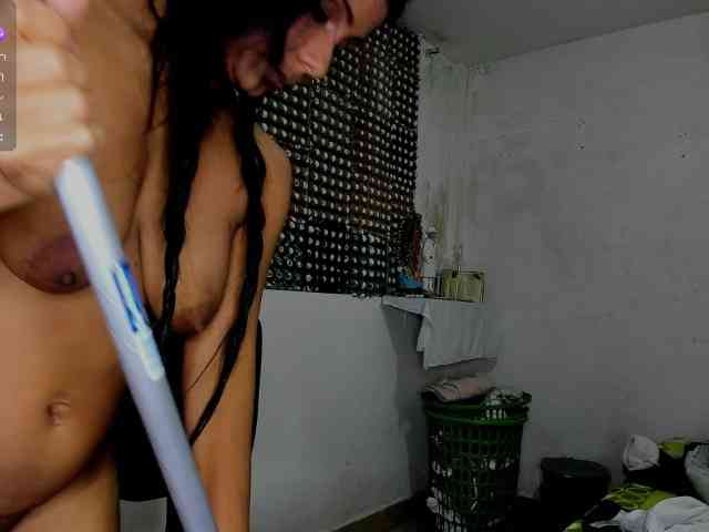 nenita-horny webcam