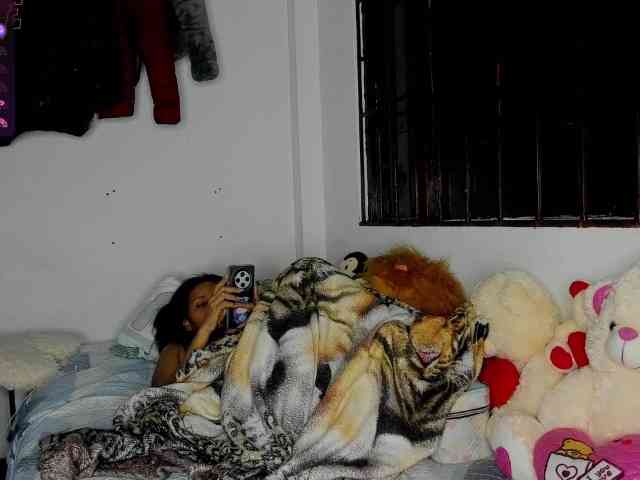 nenita-horny webcam