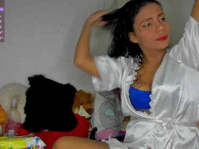 nenita-horny webcam
