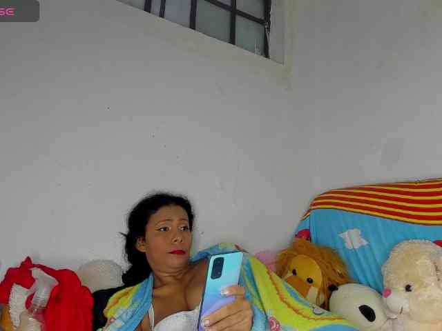 nenita-horny webcam
