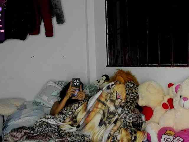 nenita-horny webcam