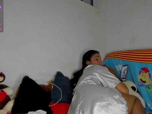 nenita-horny webcam