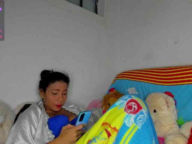 nenita-horny webcam