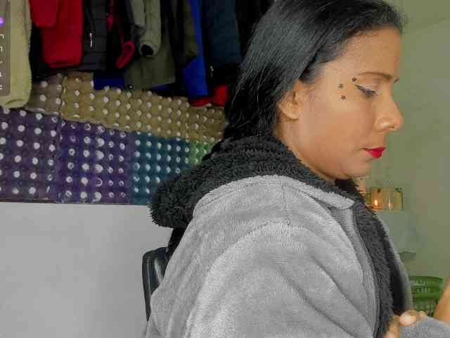 nenita-horny webcam