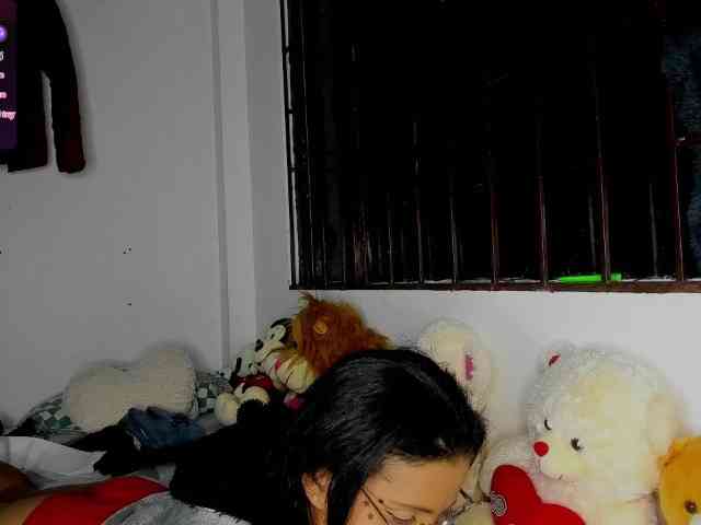 nenita-horny webcam