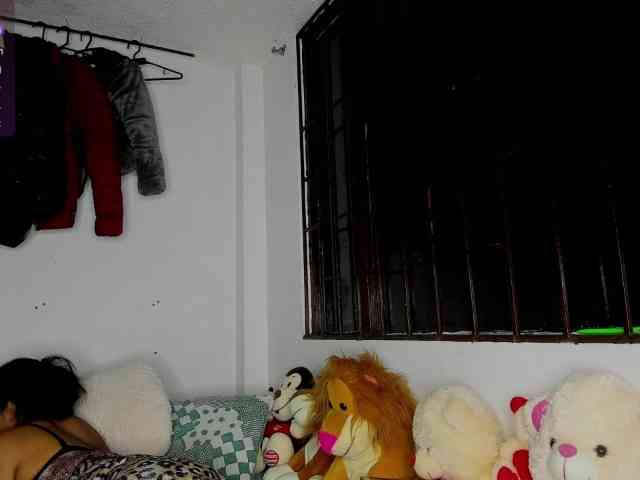 nenita-horny webcam