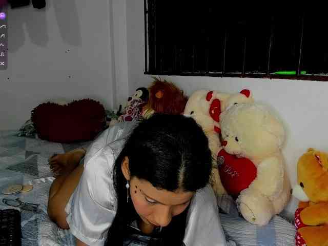 nenita-horny webcam