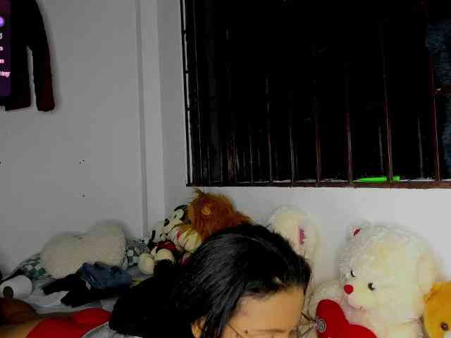 nenita-horny webcam