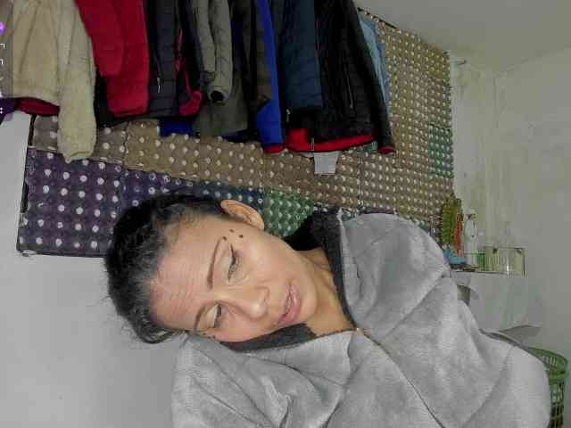 nenita-horny webcam