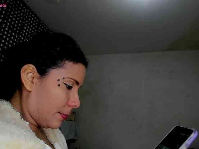 nenita-horny webcam