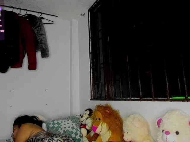 nenita-horny webcam