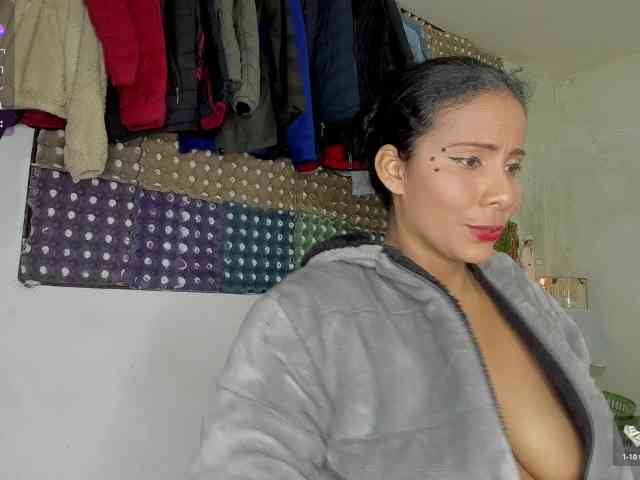 nenita-horny webcam