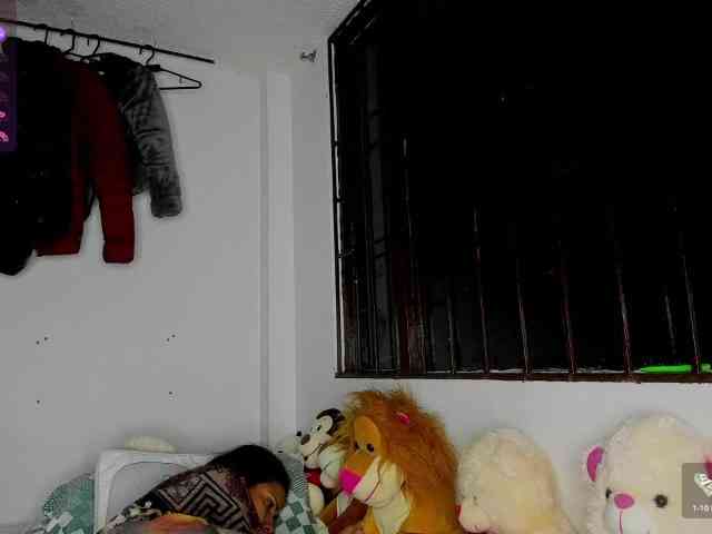 nenita-horny webcam