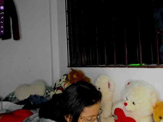 nenita-horny webcam
