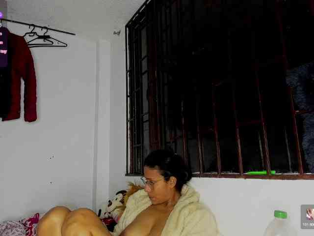 nenita-horny webcam