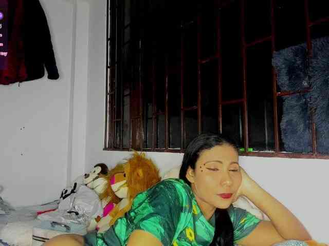nenita-horny webcam