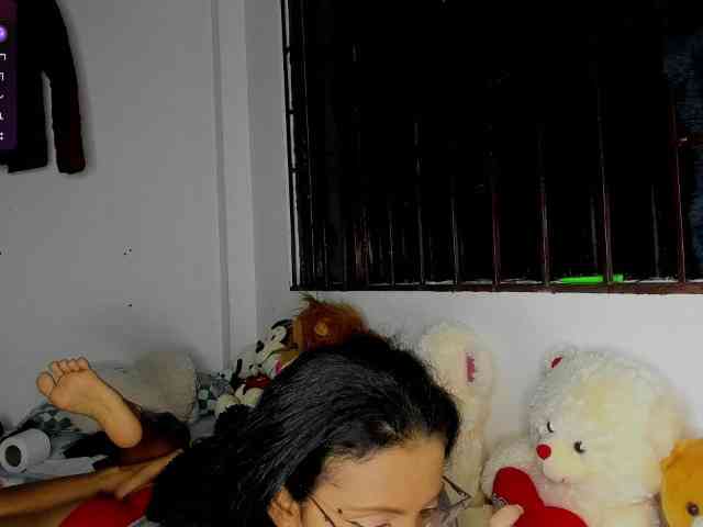 nenita-horny webcam