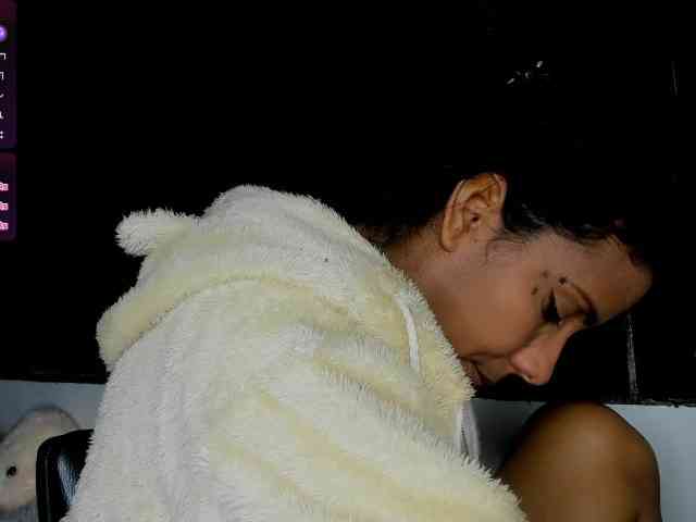 nenita-horny webcam