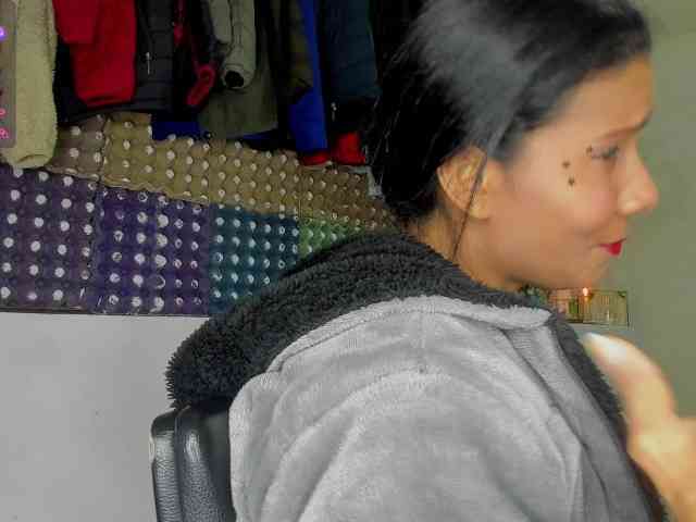 nenita-horny webcam