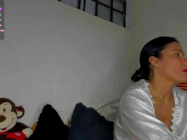 nenita-horny webcam