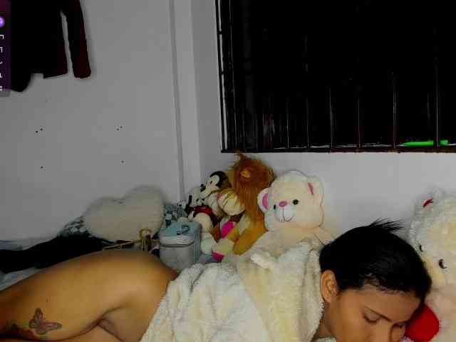 nenita-horny webcam