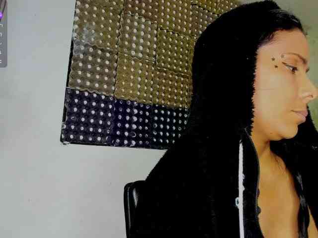 nenita-horny webcam