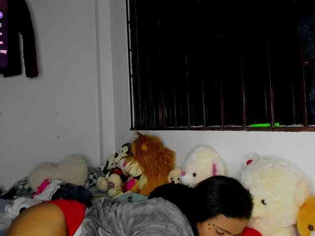 nenita-horny webcam