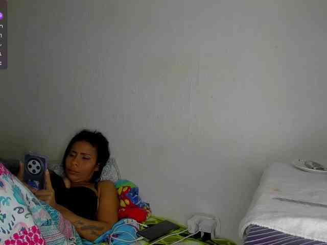 nenita-horny webcam