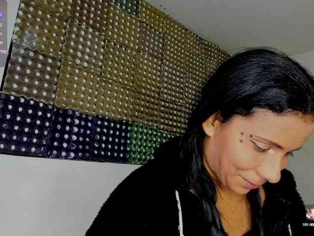 nenita-horny webcam