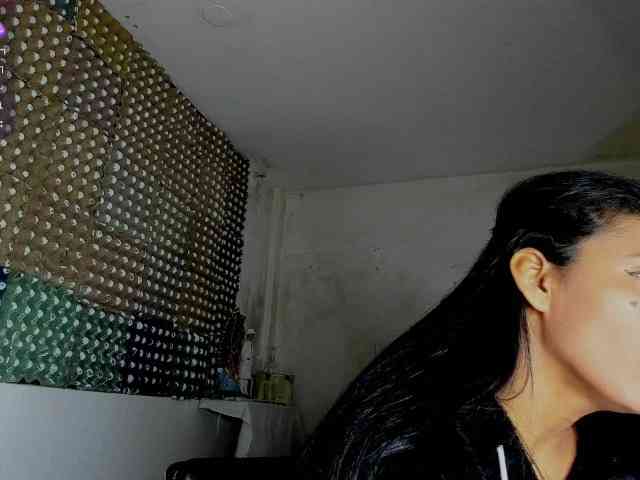 nenita-horny webcam