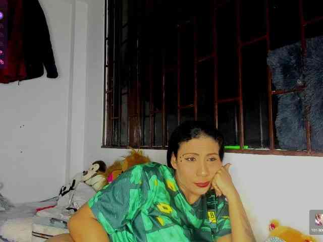 nenita-horny webcam