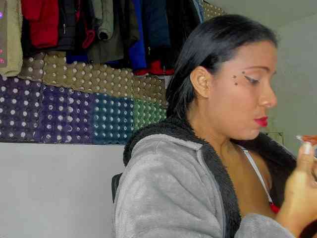 nenita-horny webcam