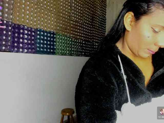nenita-horny webcam