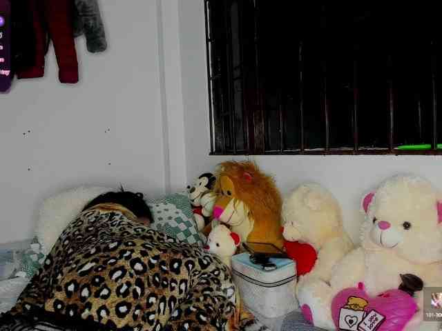 nenita-horny webcam