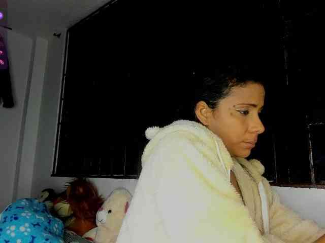 nenita-horny webcam