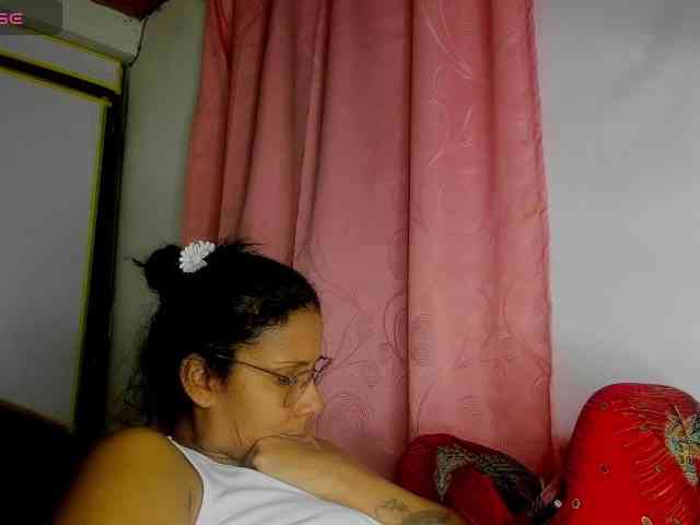 nenita-horny webcam
