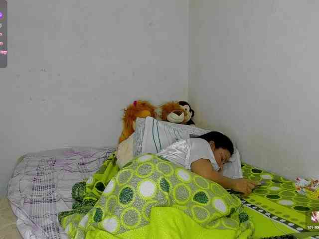 nenita-horny webcam