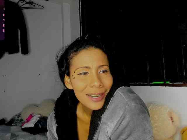 nenita-horny webcam