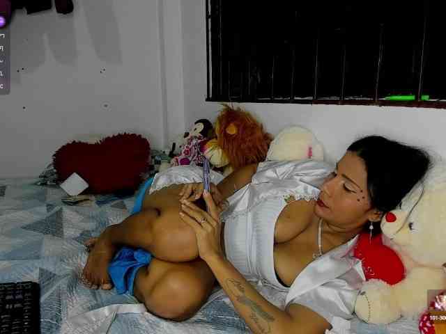 nenita-horny webcam
