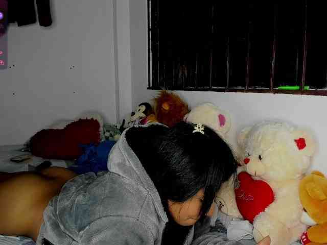 nenita-horny webcam