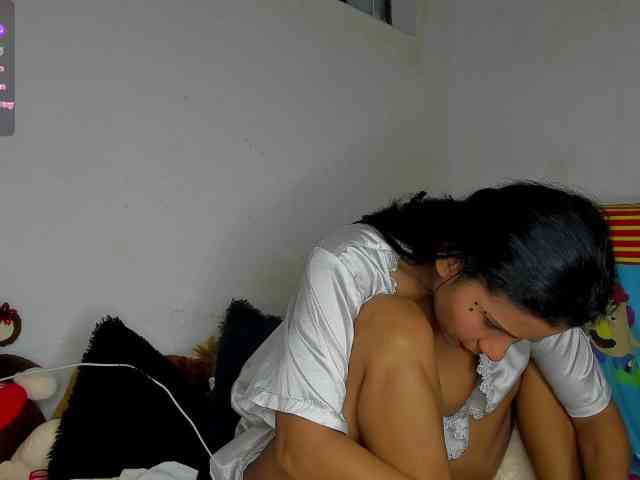 nenita-horny webcam