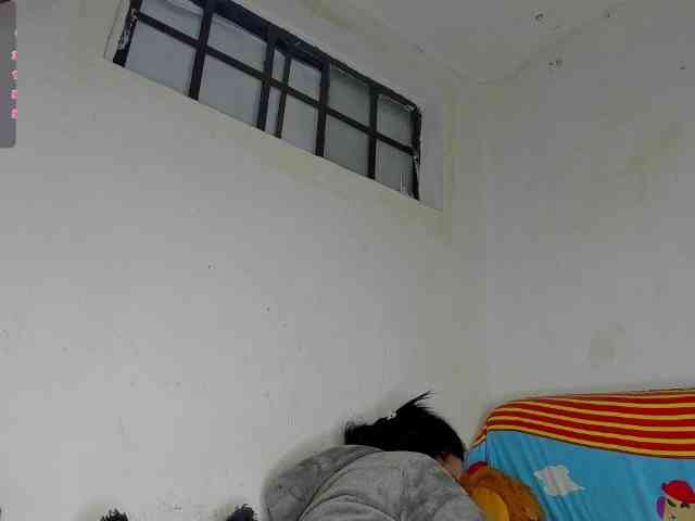nenita-horny webcam