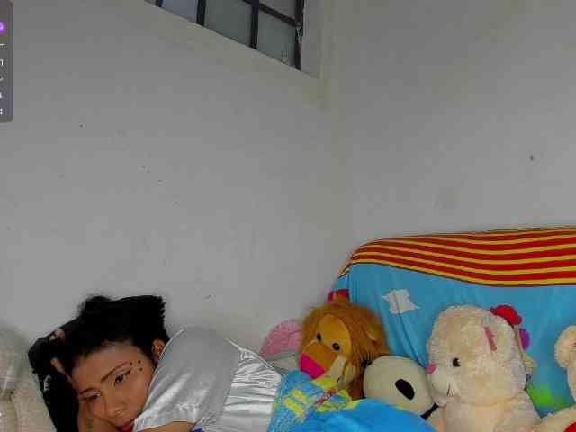 nenita-horny webcam